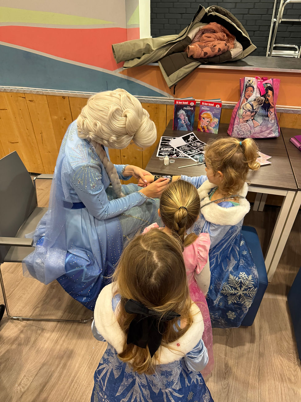 Glitter tattoo's met de Ijskoningin