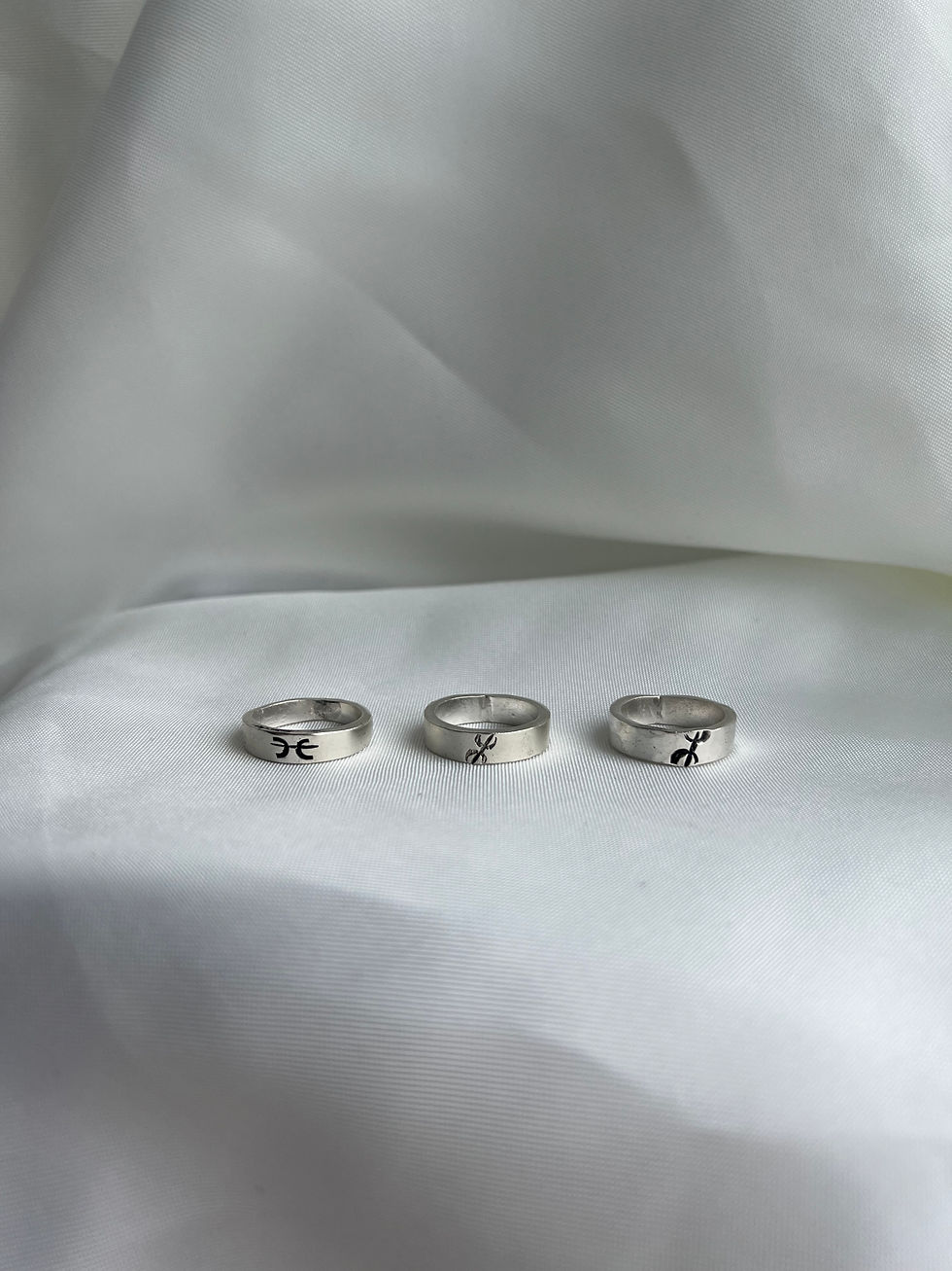 Thumbnail: Ring Yaz VI