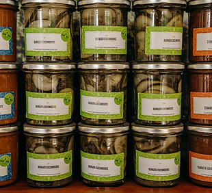 bowalvista good greens souvenir shop, homemade chutneys, homemade jams, good greens boa vista, sal reis local shop