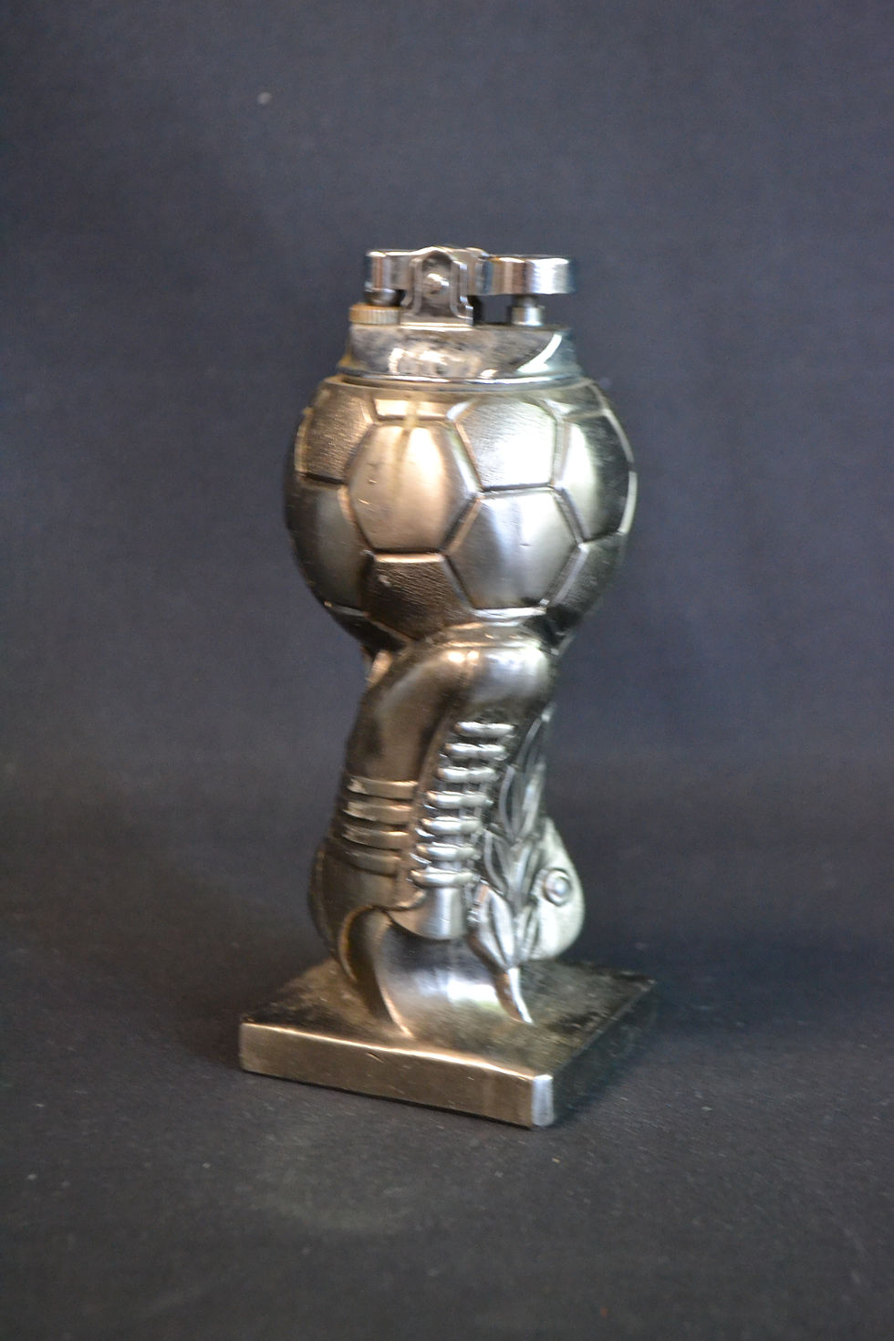 Briquet de table foot