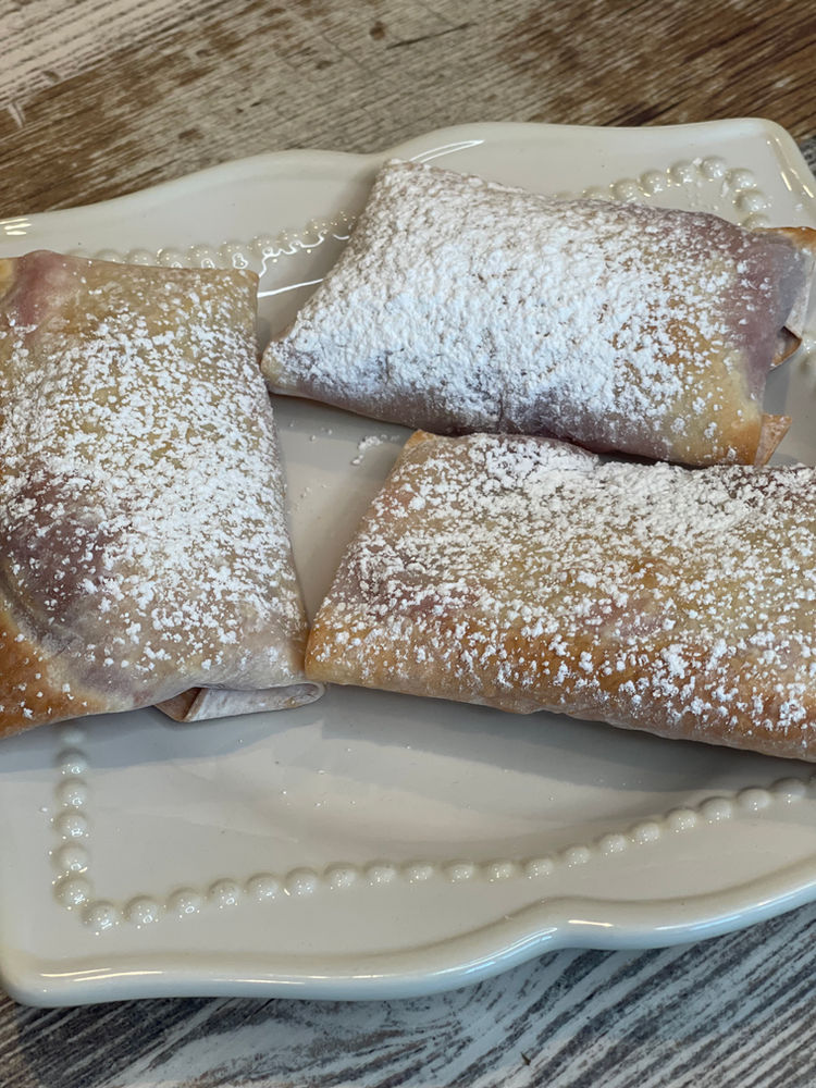 AIR FRYER CHERRY CHEESECAKE EGG ROLLS