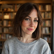 Headshot of Melissa Gallagher, MA, a trauma-informed therapist providing compassionate mental health care.