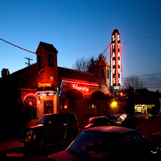 Stark's Steakhouse_web.png