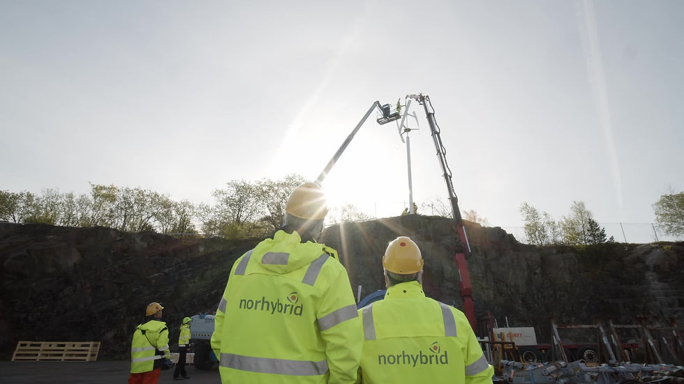 Team Norhybrid i solnedgang