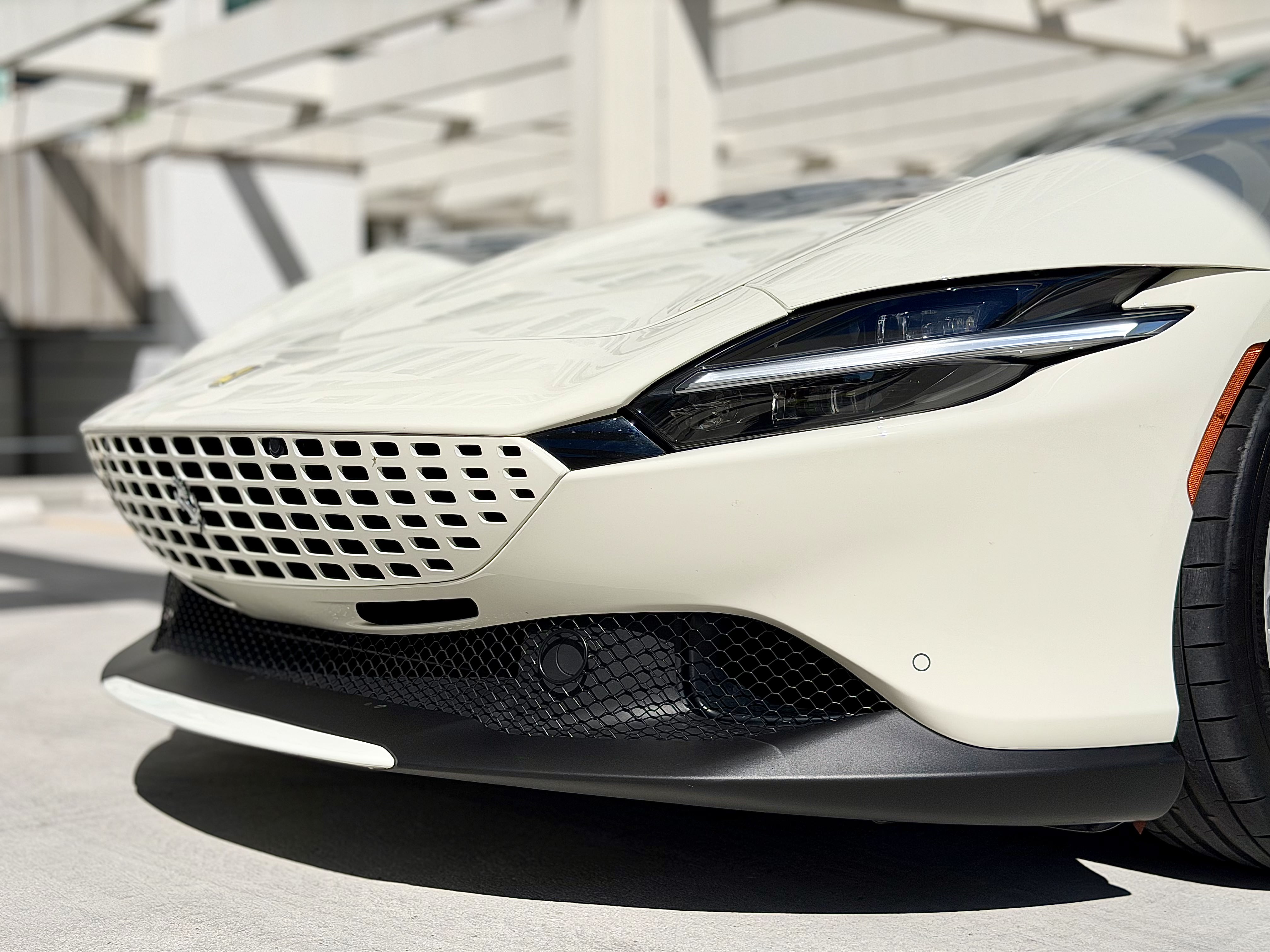 Ferrari Roma, view 10