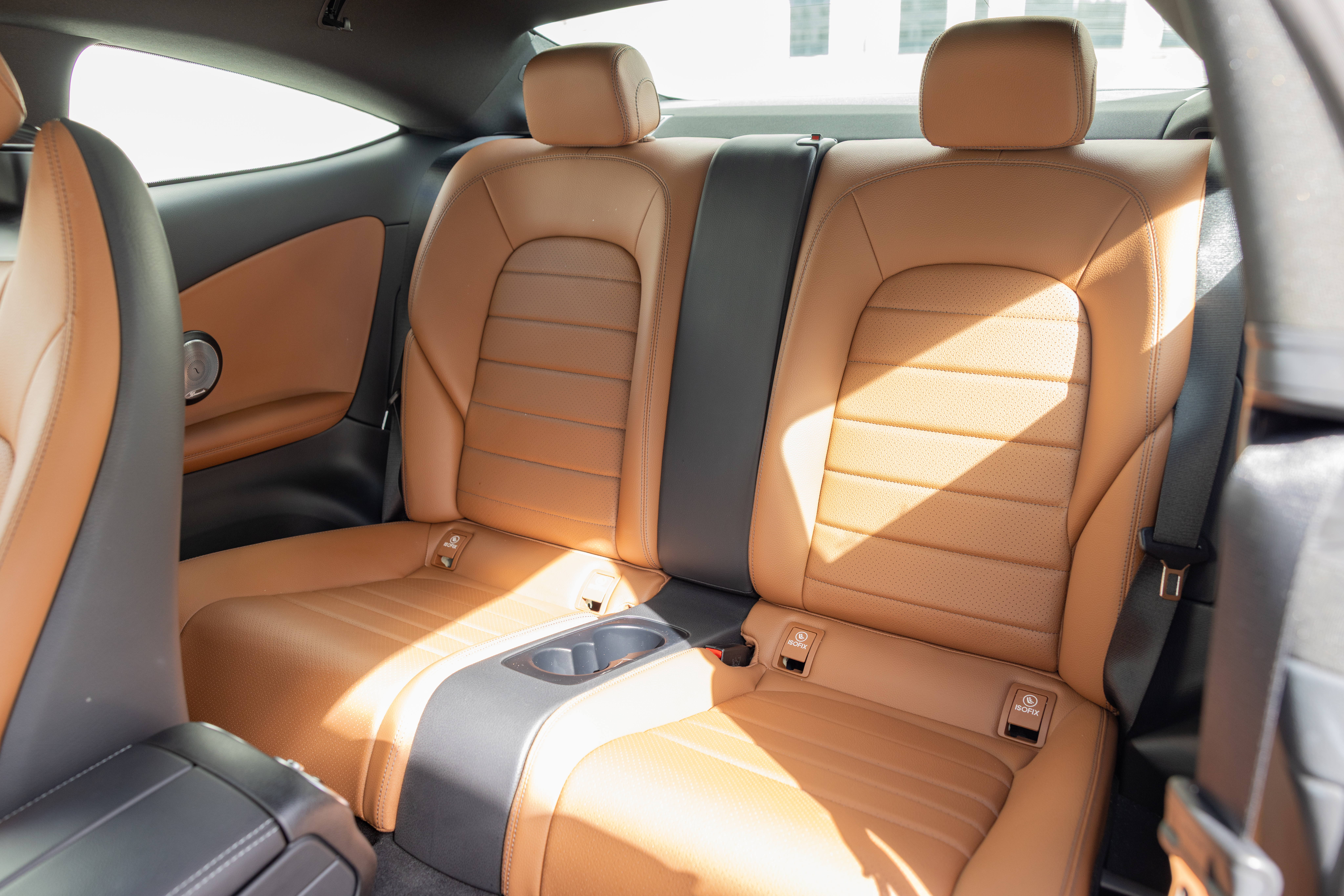 Mercedes-Benz C300, view 4