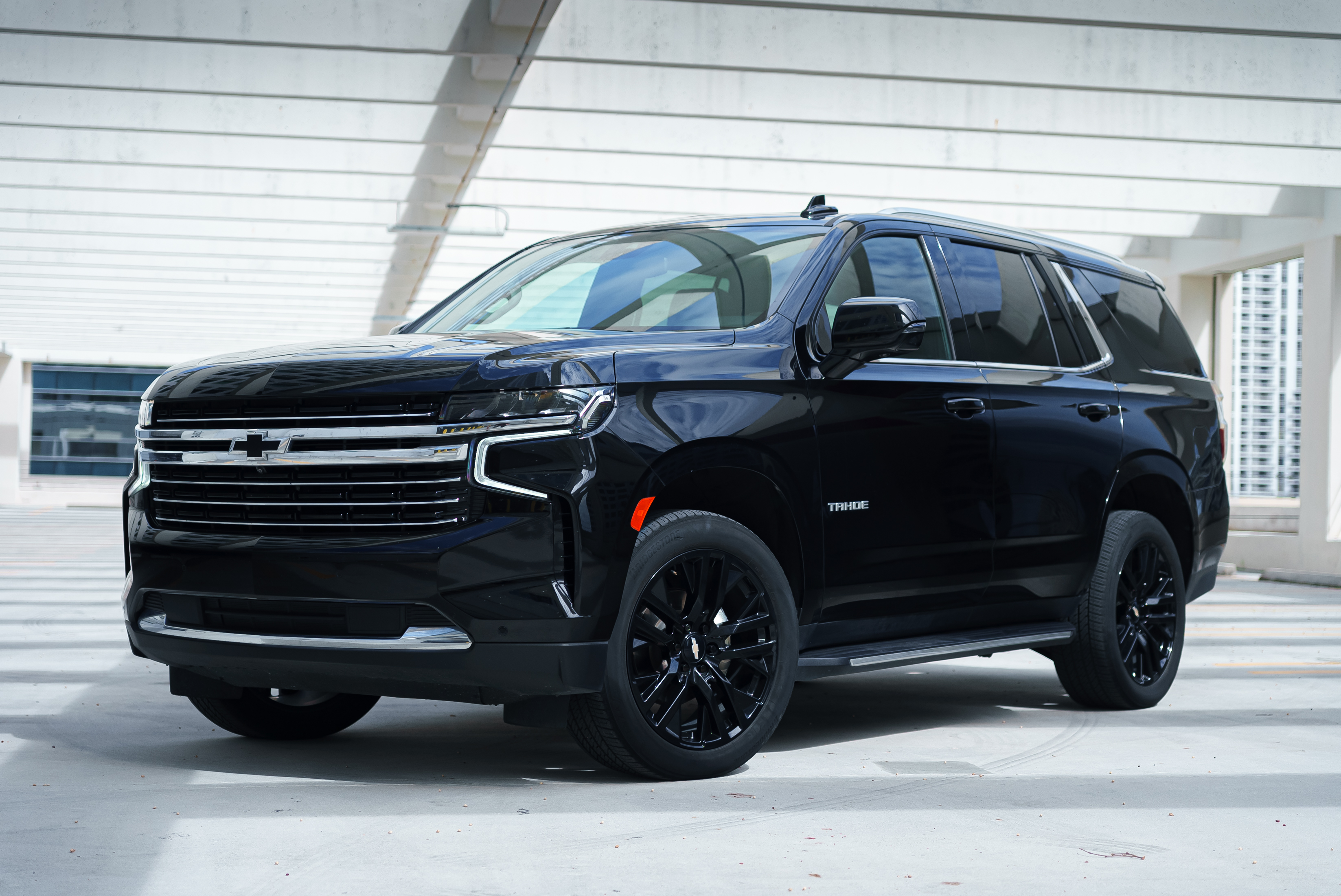 Chevrolet Tahoe LT, view 6