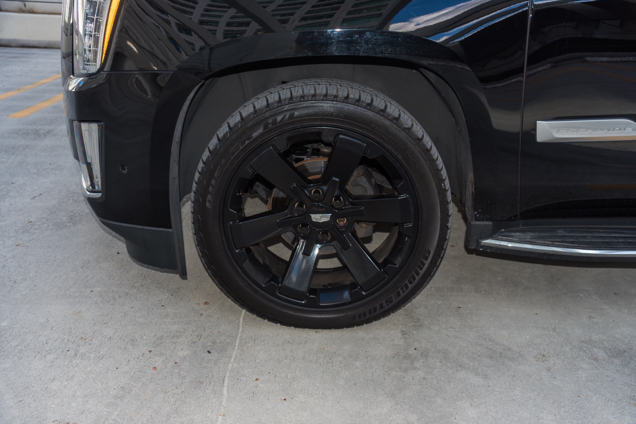Cadillac Escalade ESV, view 6