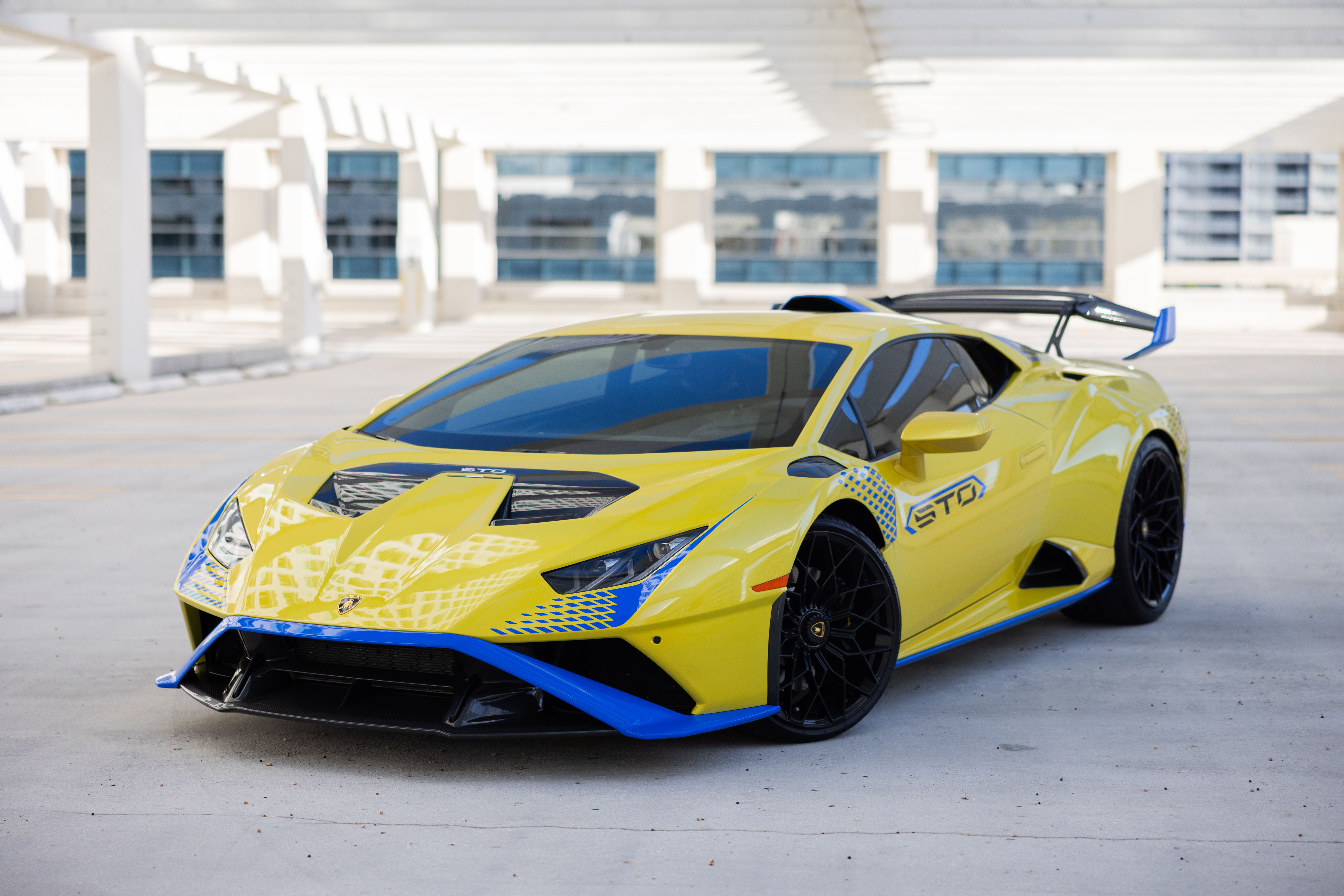 Lamborghini Huracán STO
