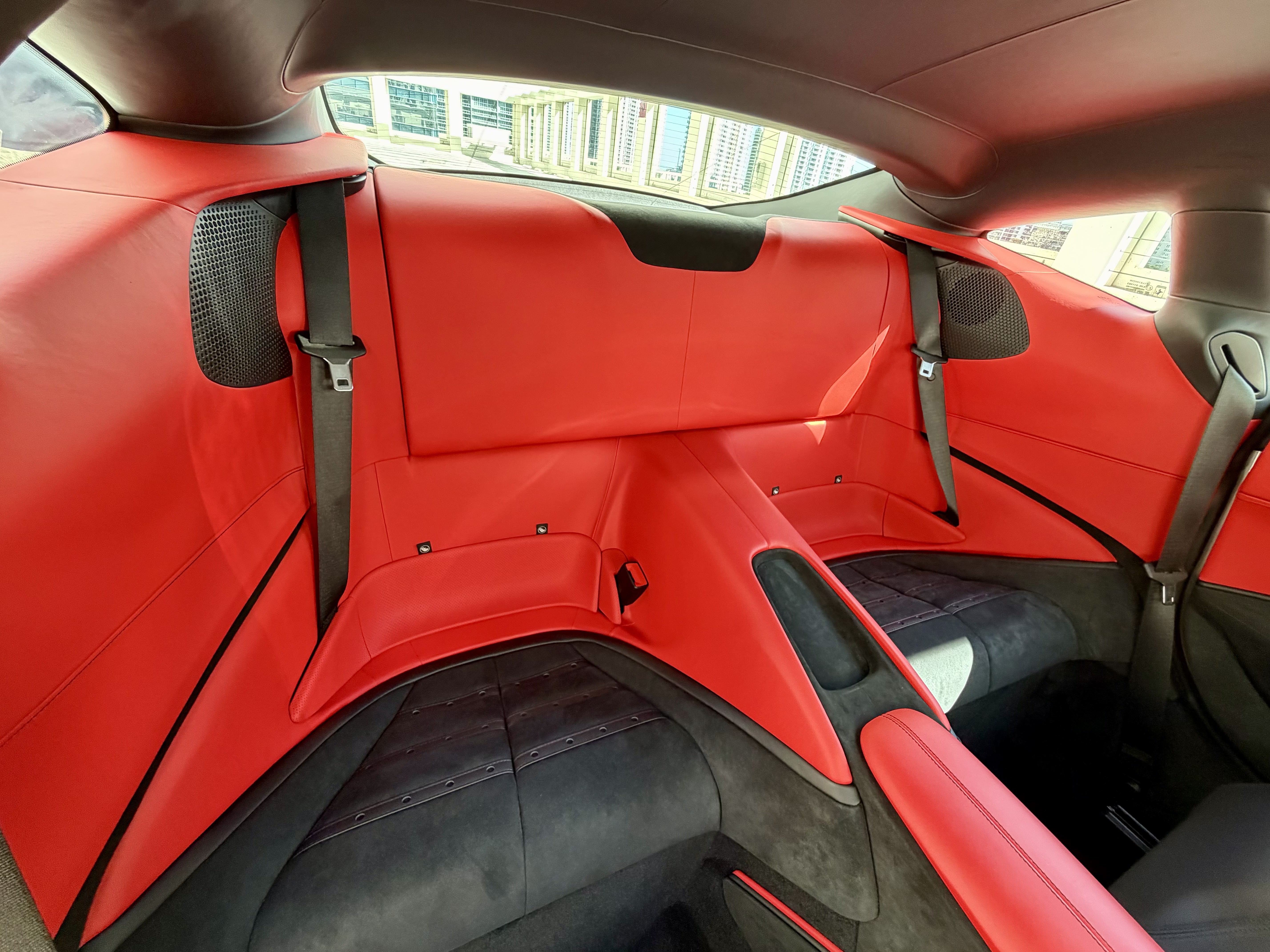 Ferrari Roma, view 11