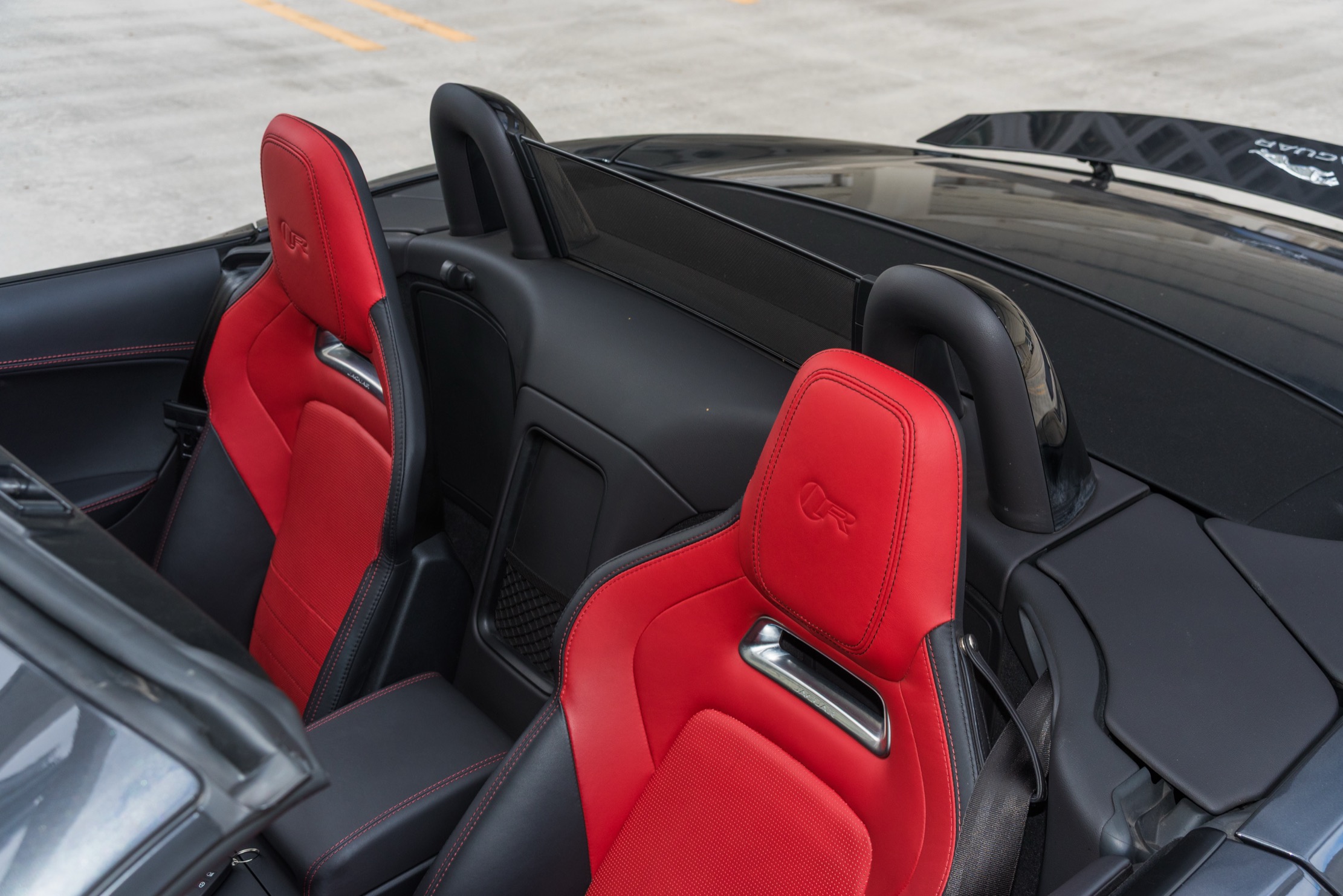 Jaguar F-Type, view 6