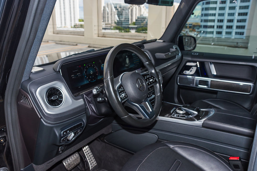 Thumbnail: Mercedes- Benz G550