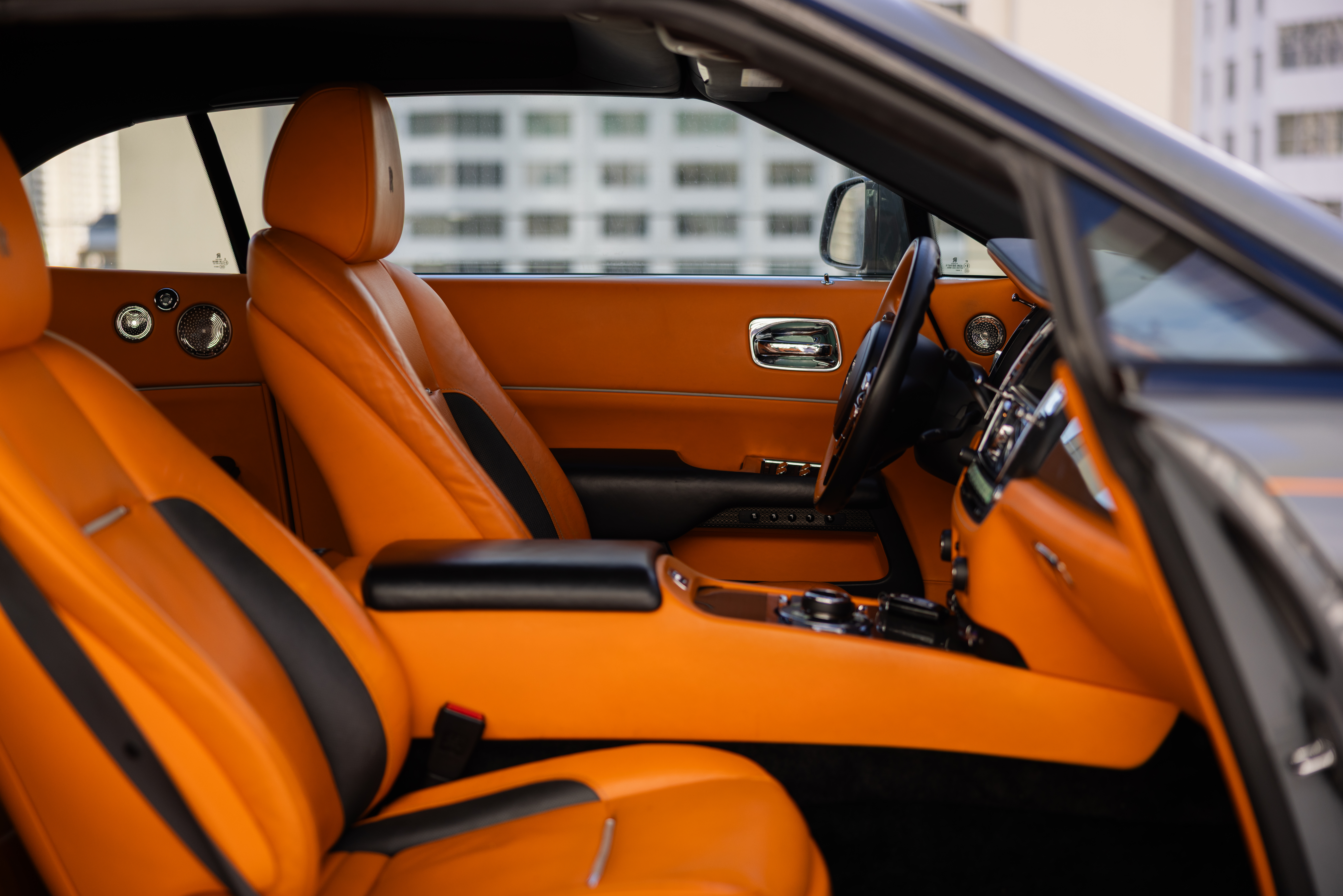 Rolls-Royce Dawn, view 7