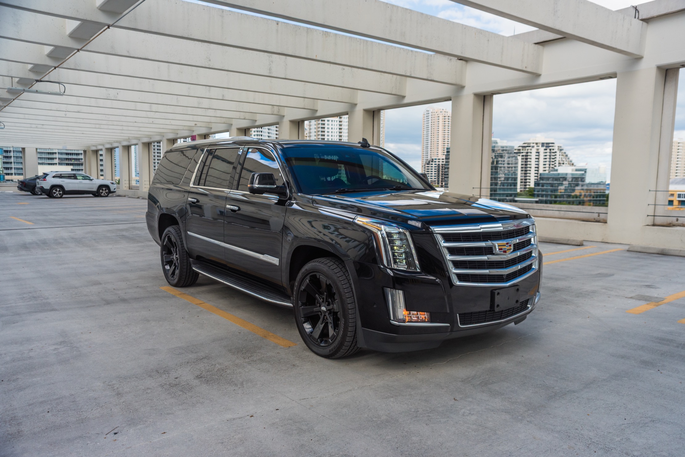 Cadillac Escalade ESV, view 9