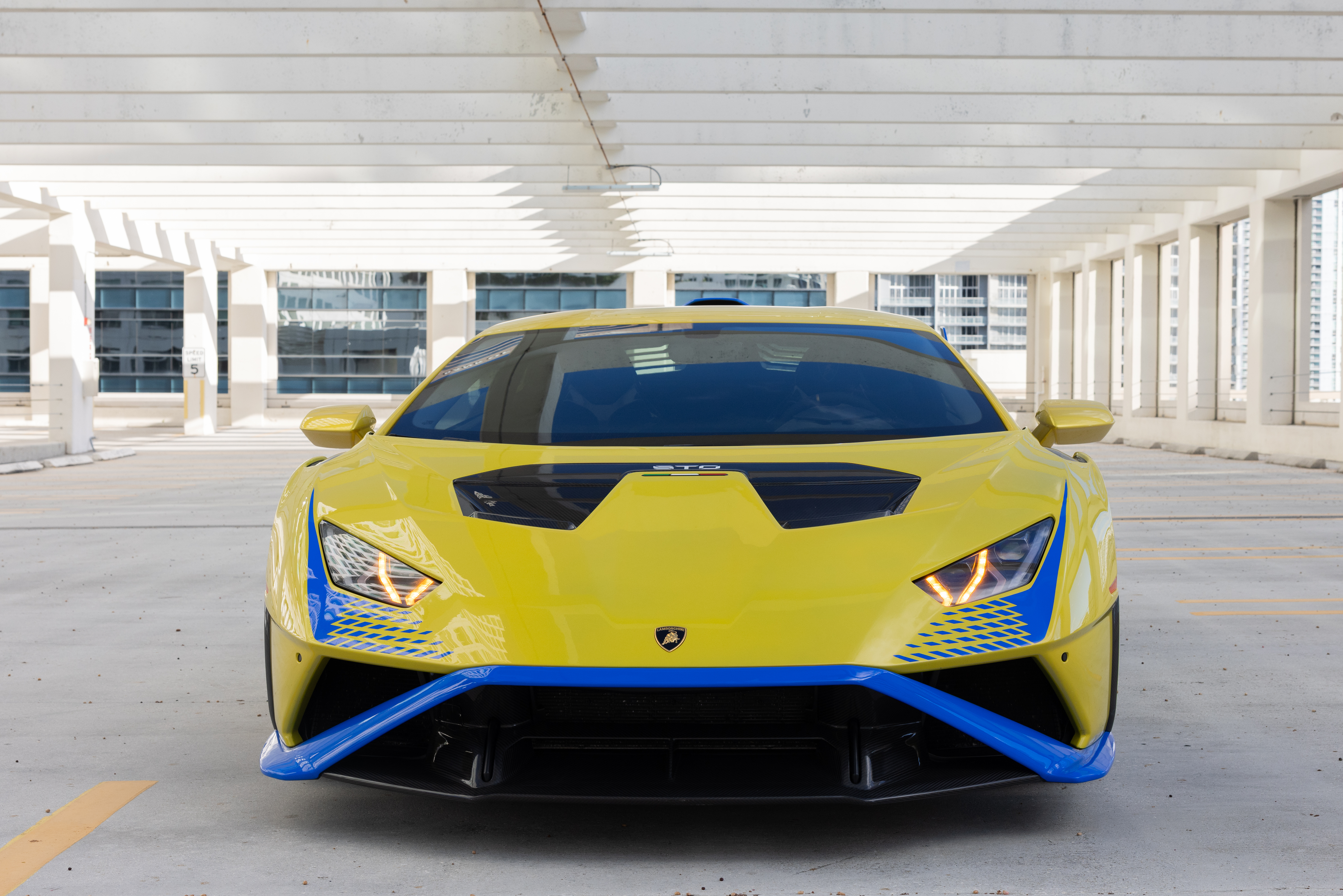 Lamborghini Huracán STO, view 5