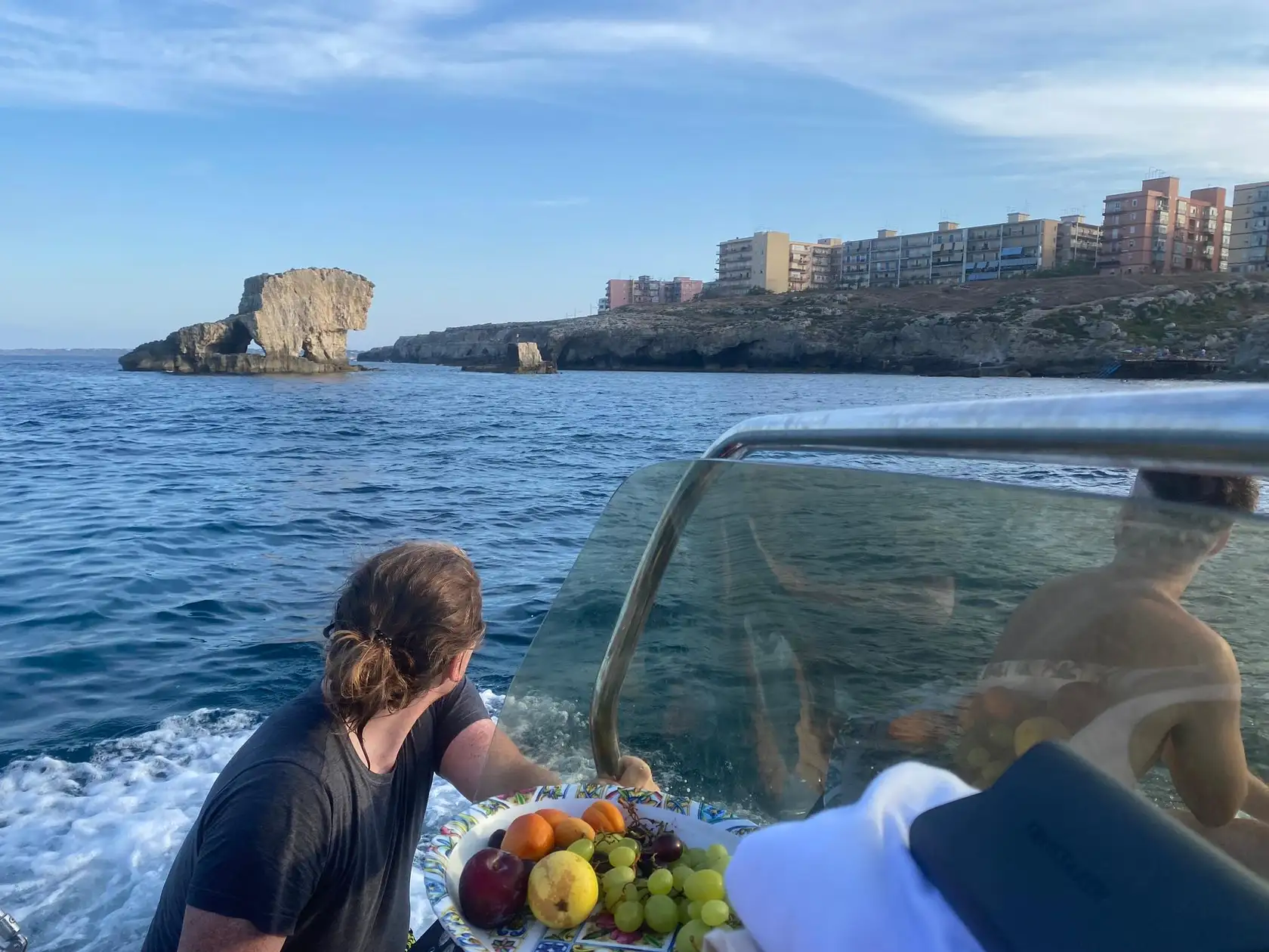 Tour privato di 8 ore con aperitivo alla Riserva Marina del Plemmirio e alle grotte di Siracusa