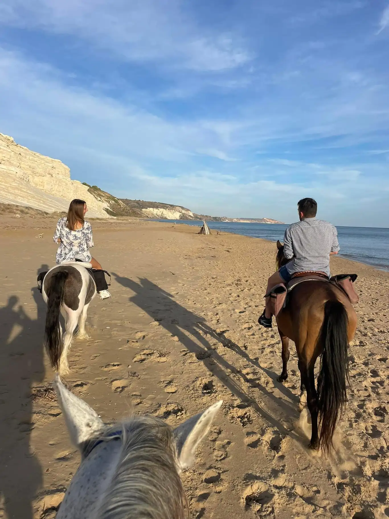 Passeggiata a cavallo ad Agrigento nella Riserva Naturale Torre Salsa con aperitivo