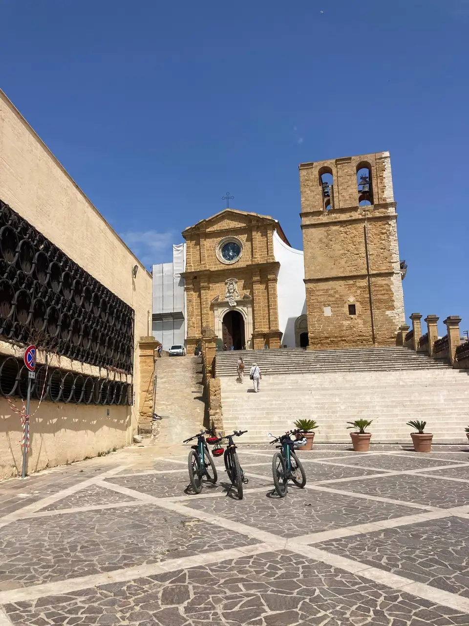 Agrigento: tour in ebike in centro storico e street food
