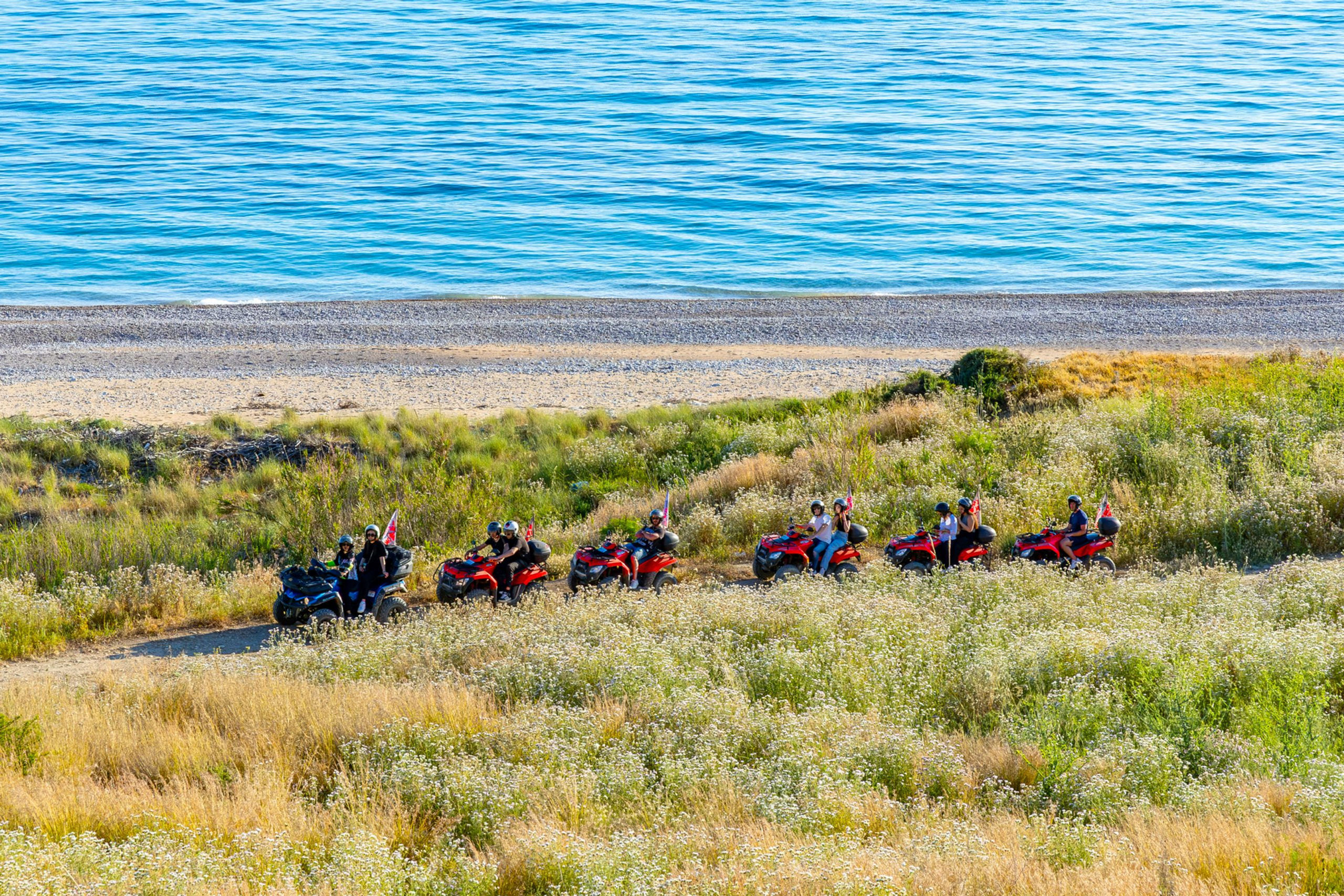 Tour in quad partendo da Ribera provincia di Agrigento, attraversando guadi, fiumi, sentieri naturali fino al Castello Poggiodiana e al mare