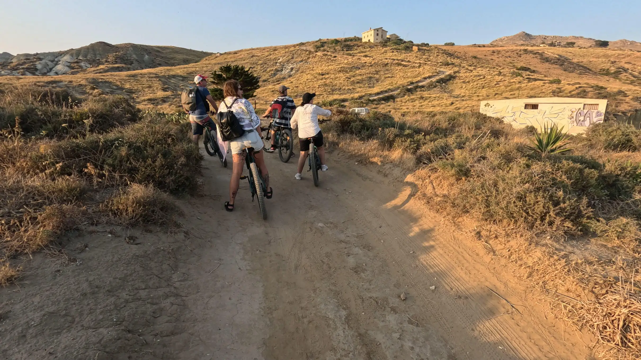 Tour in ebike alla Riserva Naturale Punta Bianca