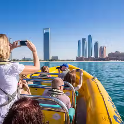 Abu Dhabi tour panoramico in motoscafo