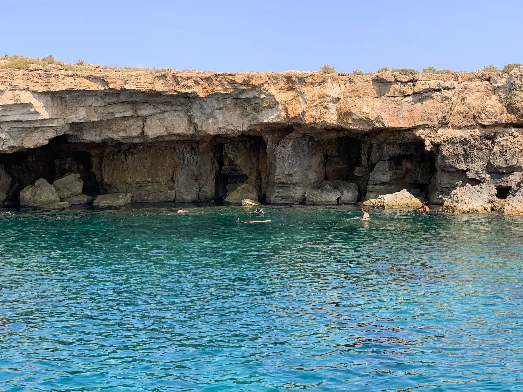 Tour privato in barca con visita alle Tonnare di Siracusa e provincia con aperitivo