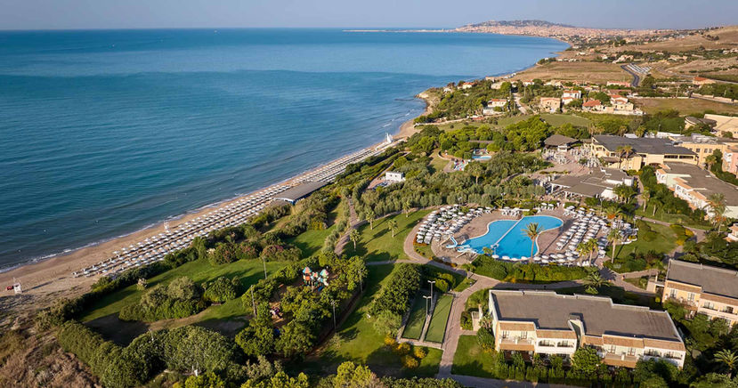 Soggiorno in villaggio turistico al Serenusa Resort a Licata in Sicilia