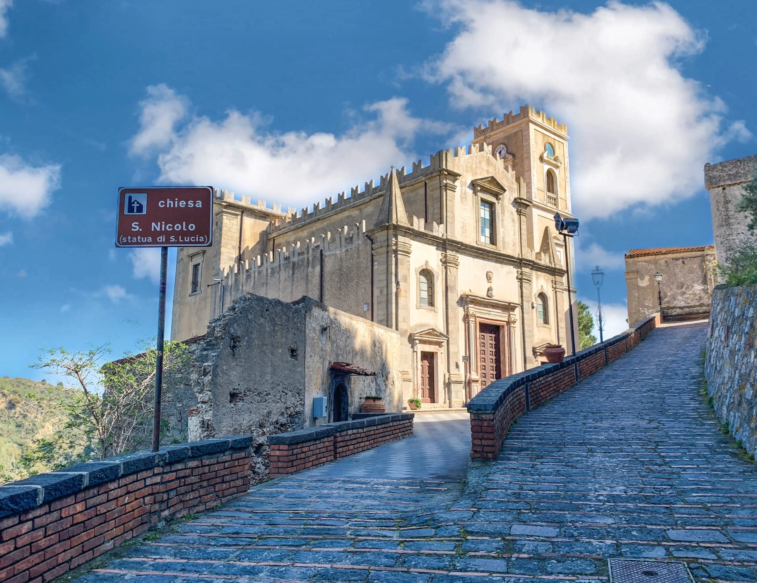 Tour Savoca e Forza d'Agrò: scene del Padrino da Taormina