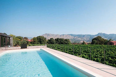 Offerta soggiorno wine resort al Cavanera Etnea Resort + degustazione vino con pranzo