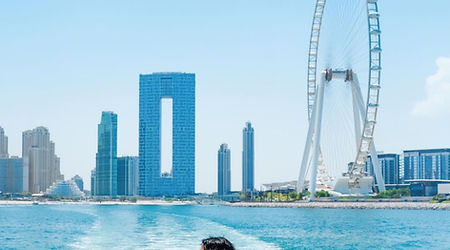 Dubai tour in yacht con colazione o barbecue