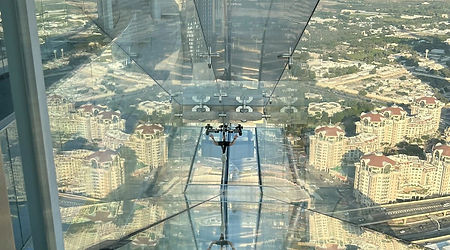 Dubai Edge Walk