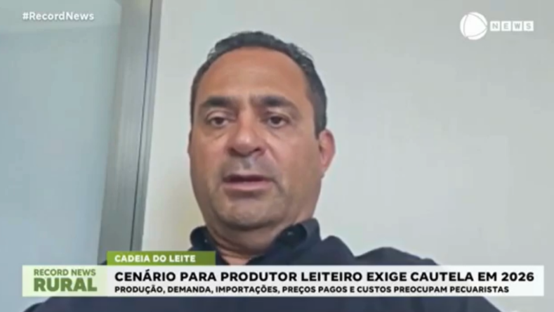 Em entrevista na Record News, o presidente da ABRALEITE, Geraldo Borges, destacou a pecuária leiteira brasileira.