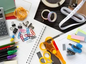 Guía completa de artículos de papelería al por mayor de China para compradores a granel