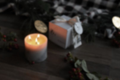 White Classic 3 Wick Marble Jar