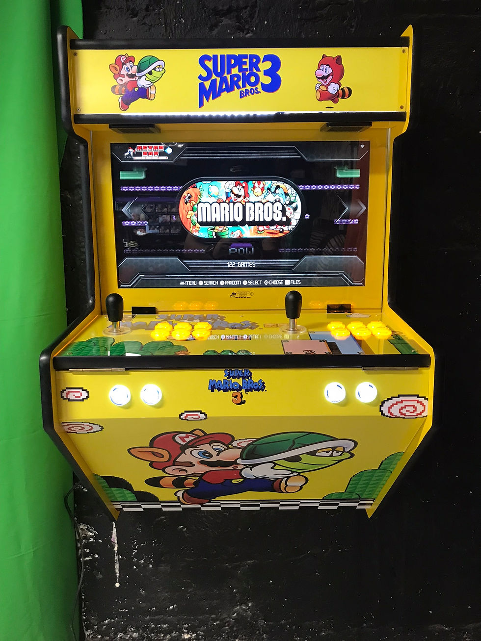 Thumbnail: Super Mario Bros 3 RetroWallCade with 36,000 games