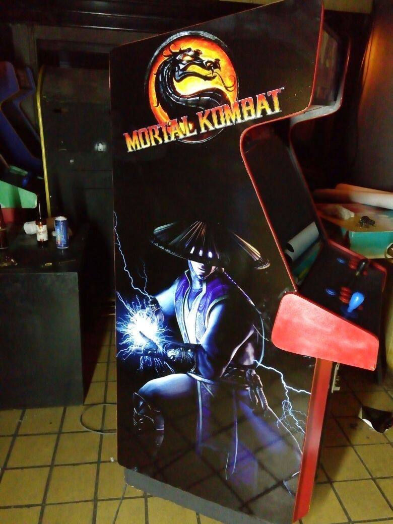 Thumbnail: 2 Player Full Size Arcade Machine Mortal Kombat, 17,500 Games, Hyperspin