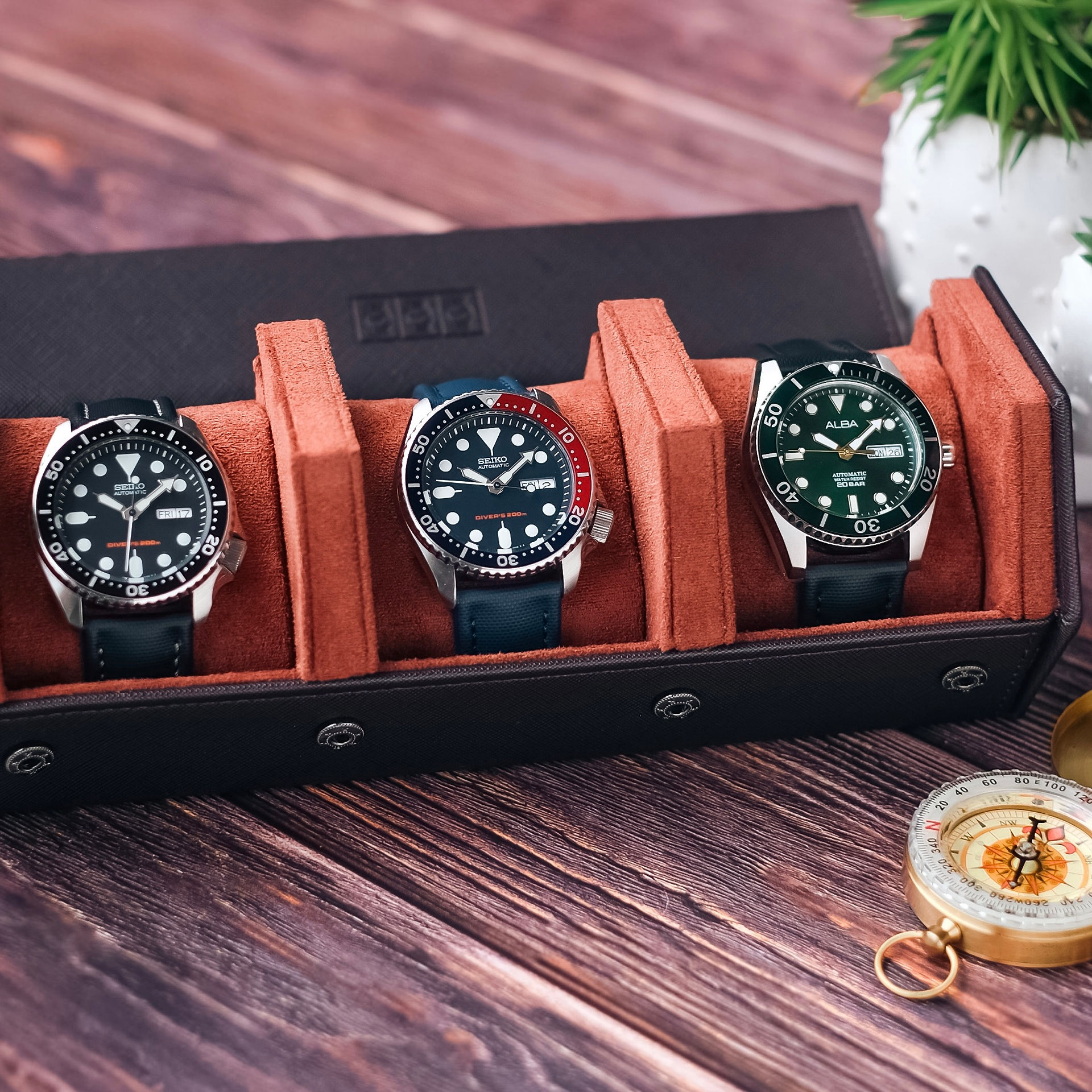 Tri-Hexa Watch Box with the Seiko SKX007, SKX009 and Alba watches