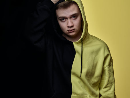 Oliver Sullivan feat. Scarlett - Tik Tok (Kiss The Lake)