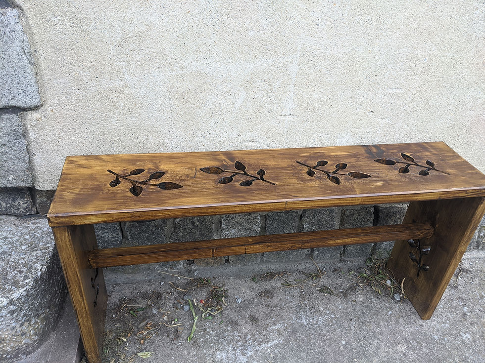 Miniaturbild: rustikale schmalle Holzbank