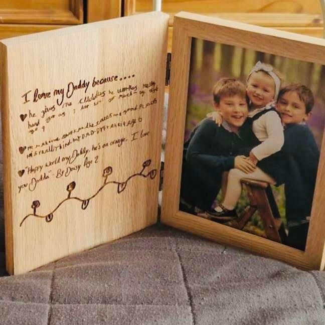 Personalised Solid Oak Book Photo Frame – Engraved 7" x 5" Memory Keepsake