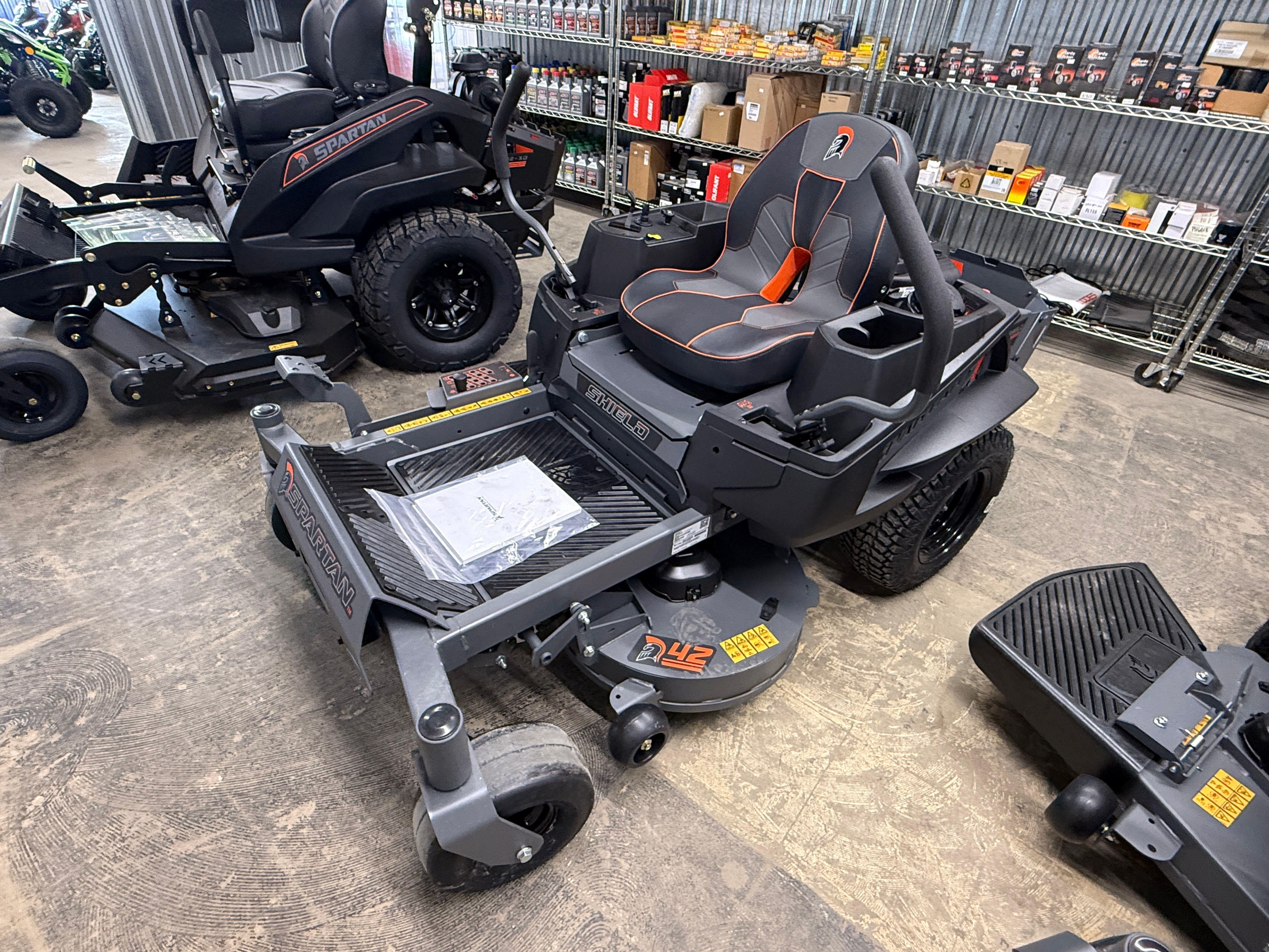 2026 SPARTAN SHIELD 22HP 42" ZTR MOWER