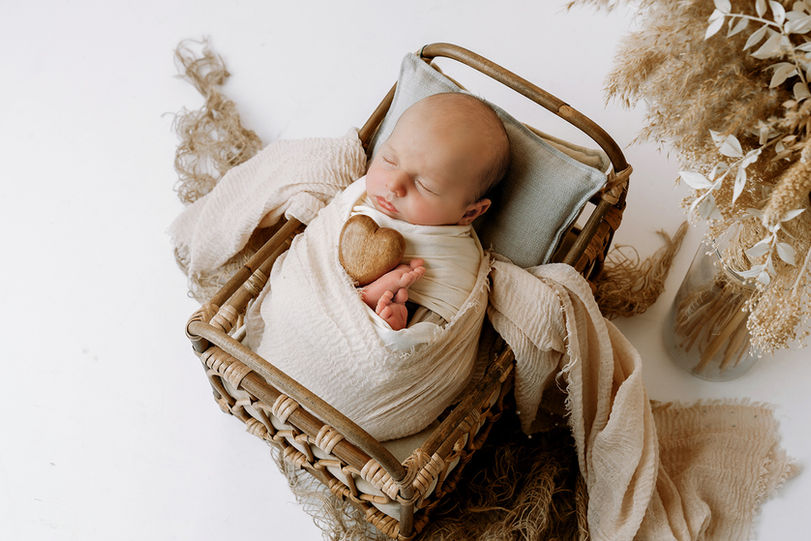 newborn, newbornfotoshoot, newbornsessie, newbornfoto, babyfotografie, babyfotoshoots, babyfoto, babyfotograaf, babyfotografie, portretfotograaf, fotograaf baby, pasgeboren baby, zwangerschapsfotoshoot, zwangerschapsfotograaf, fotograaf brugge, fotograaf oostkamp, hertsberge, oostkamp, brugge, fotograaf west-vlaanderen, fotograaf oost-vlaanderen, newbornsessie, babydays, babyboom, dreambaby, newbornfotograaf, newbornfotografie, kinderfotograaf, kinderfotografie, alison becu, alisonbq, alisonbqphotography, www.newbornfotoshoots.be , fotograaf België