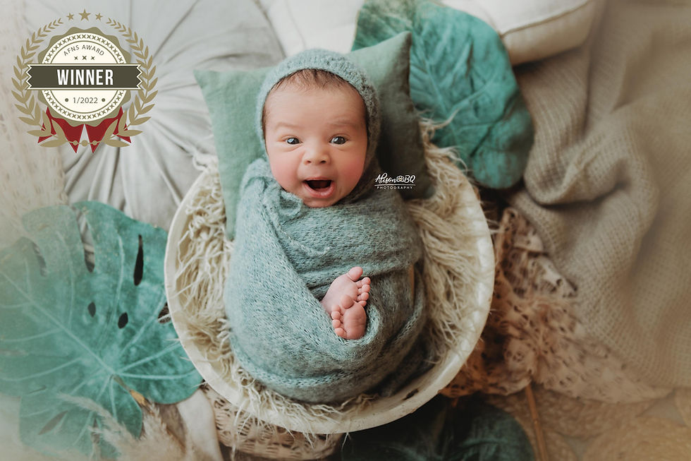 Baby inbakeren, newbornfotografie, oostkamp