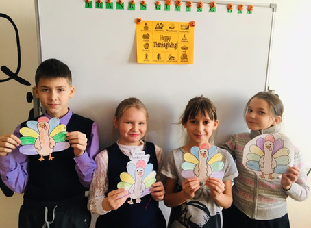 Thanksgiving Day Ноглики
