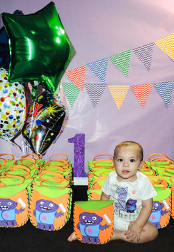Chris: Cake Smash