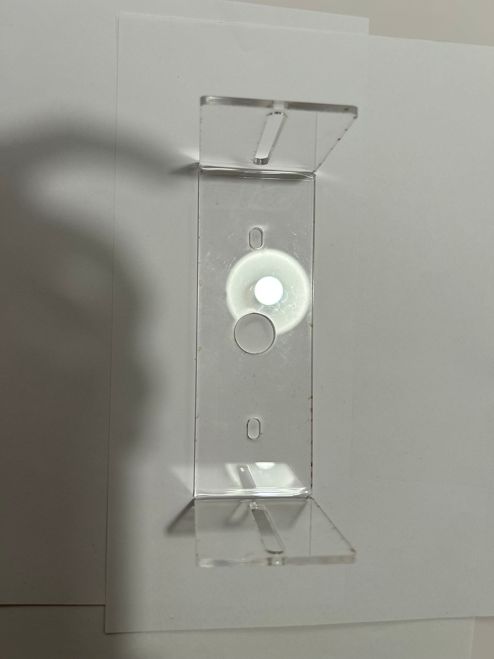 Thumbnail: BRAKET - viðar eða plexi