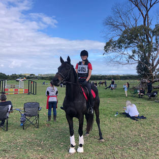 Izzi & Moira at MPC ShowCross