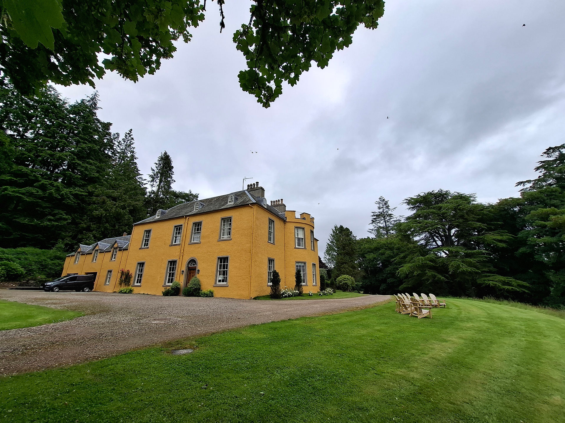 house and gardens in scotland