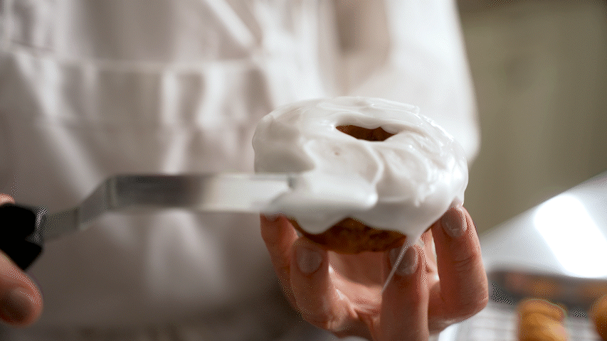 8781_CA_ING_REC_Buttermilk Donut made with Chunky CHIPS AHOY Cookie Pieces_v2.gif