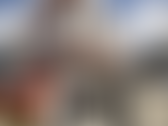 Fachada do Hotel Moov Batel em Curitiba, mostrando entrada principal e estrutura hoteleira gerenciada pela Cosmos Incorporadora.